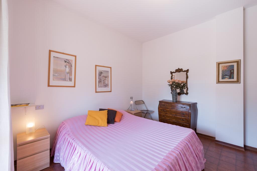 Comfort Beach House Marina di Massa Luaran gambar
